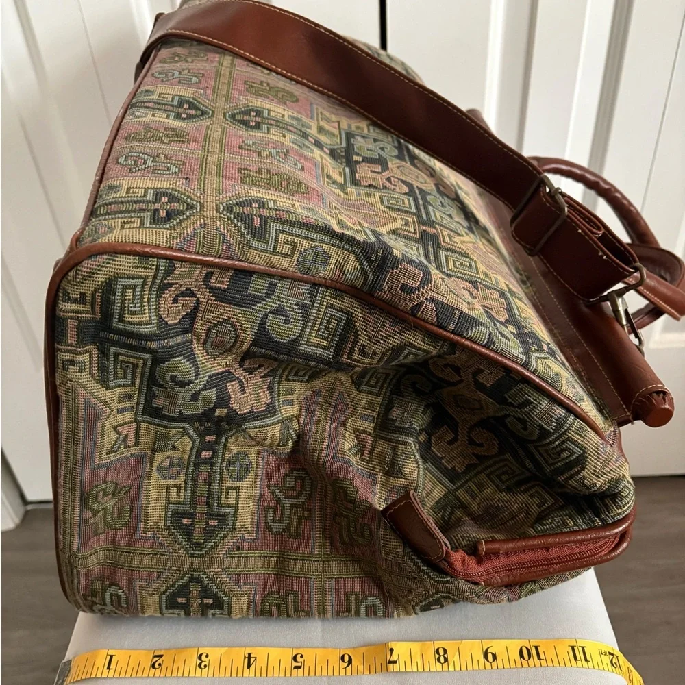CAPEZIO, Vintage Faux Leather Multicolor Carpet Bag Style Weekend Travel Bag